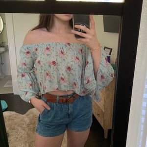 Limited edition off shoulder floral top from AE